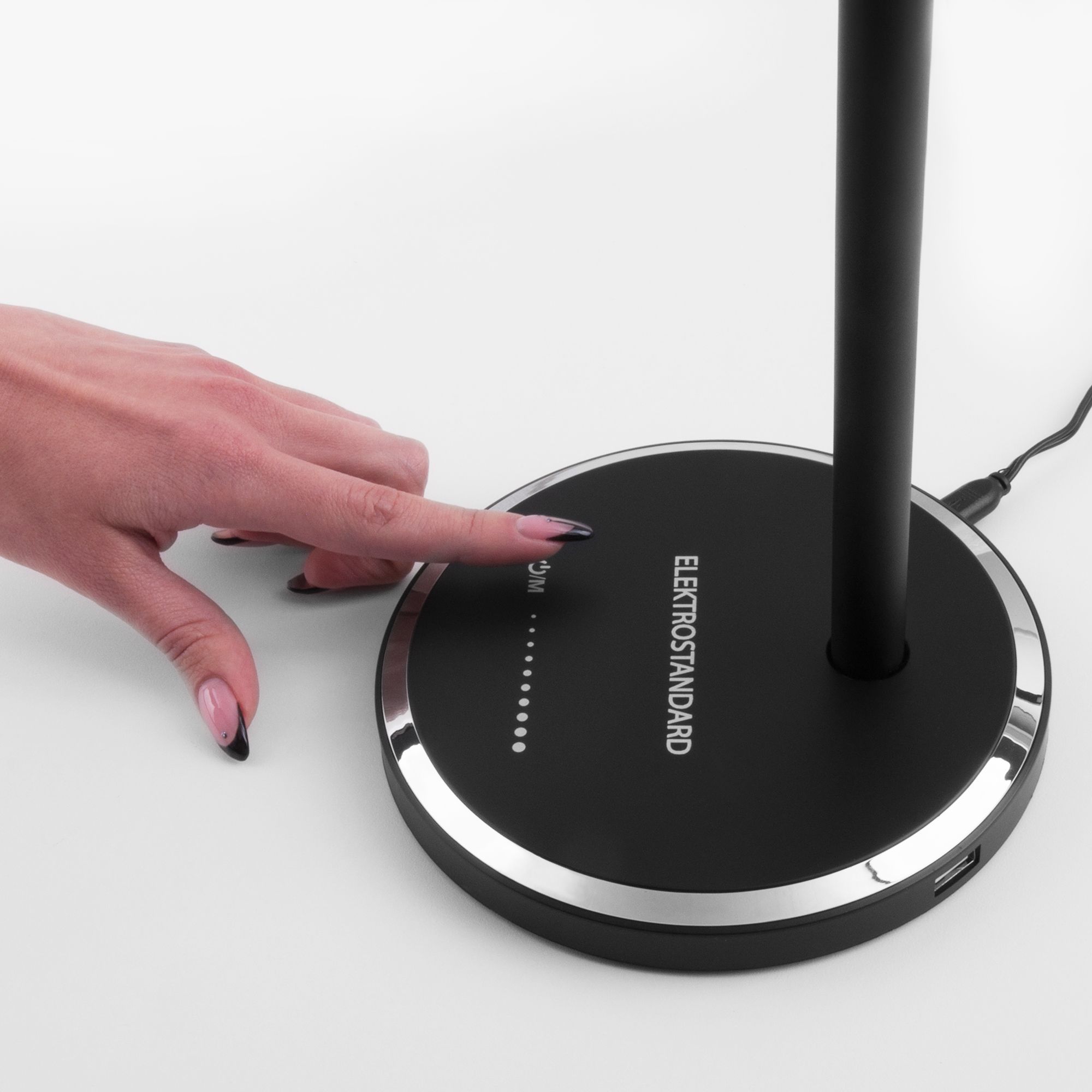 настольная лампа elektrostandard captor black (tl90300). черный tl. настольный светодиодный светильник orbit белый tl90420. 80423/1 черный. черный tl.